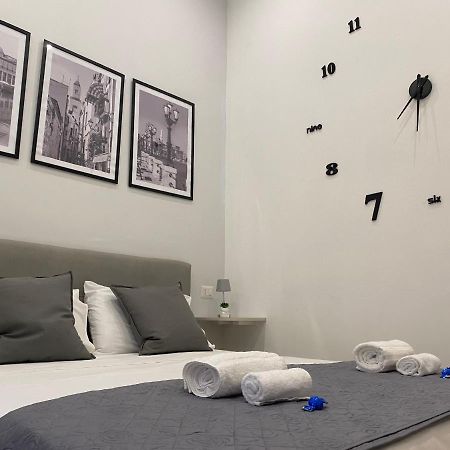 Del Carmine 23 Hotel Bari Ngoại thất bức ảnh