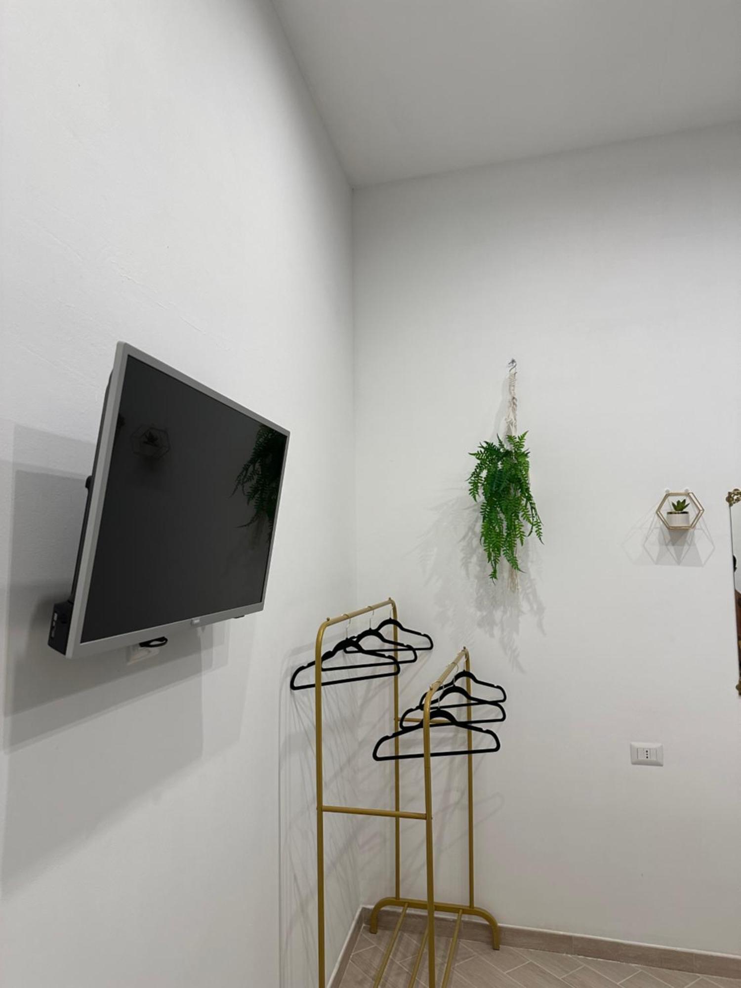 Del Carmine 23 Hotel Bari Ngoại thất bức ảnh